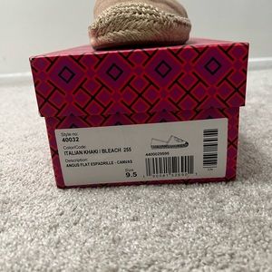 Tory Burch Italian Khaki/Bleach Flat shoes